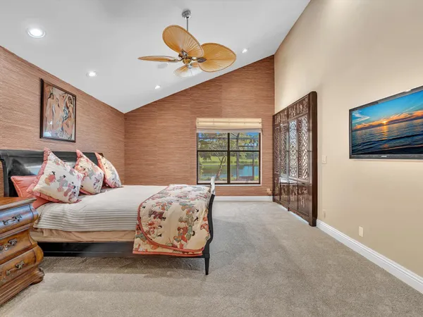 a view of a hallway with entryway