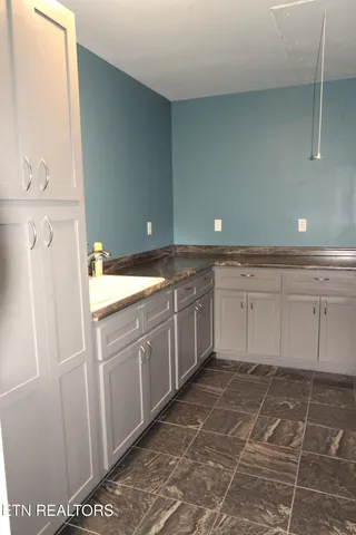 $449,900 | 241 Oswego Road, Jellico, TN 37762