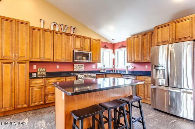 $449,900 | 241 Oswego Road, Jellico, TN 37762