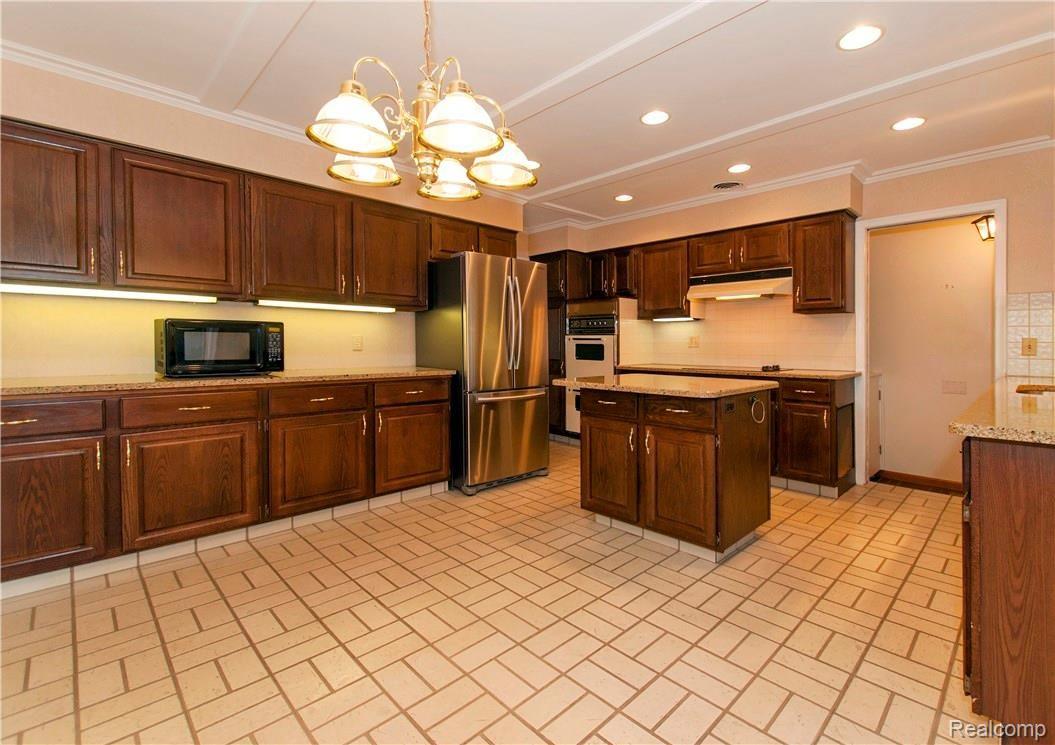 90 Willison Road Grosse Pointe, MI 48236 - Photo 20 of 41 19.jpg