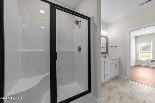 $1,925 | 4229 Laurel Rdg Drive, Unit B, Greenville, NC 27834