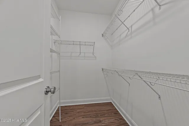 $1,925 | 4229 Laurel Rdg Drive, Unit B, Greenville, NC 27834