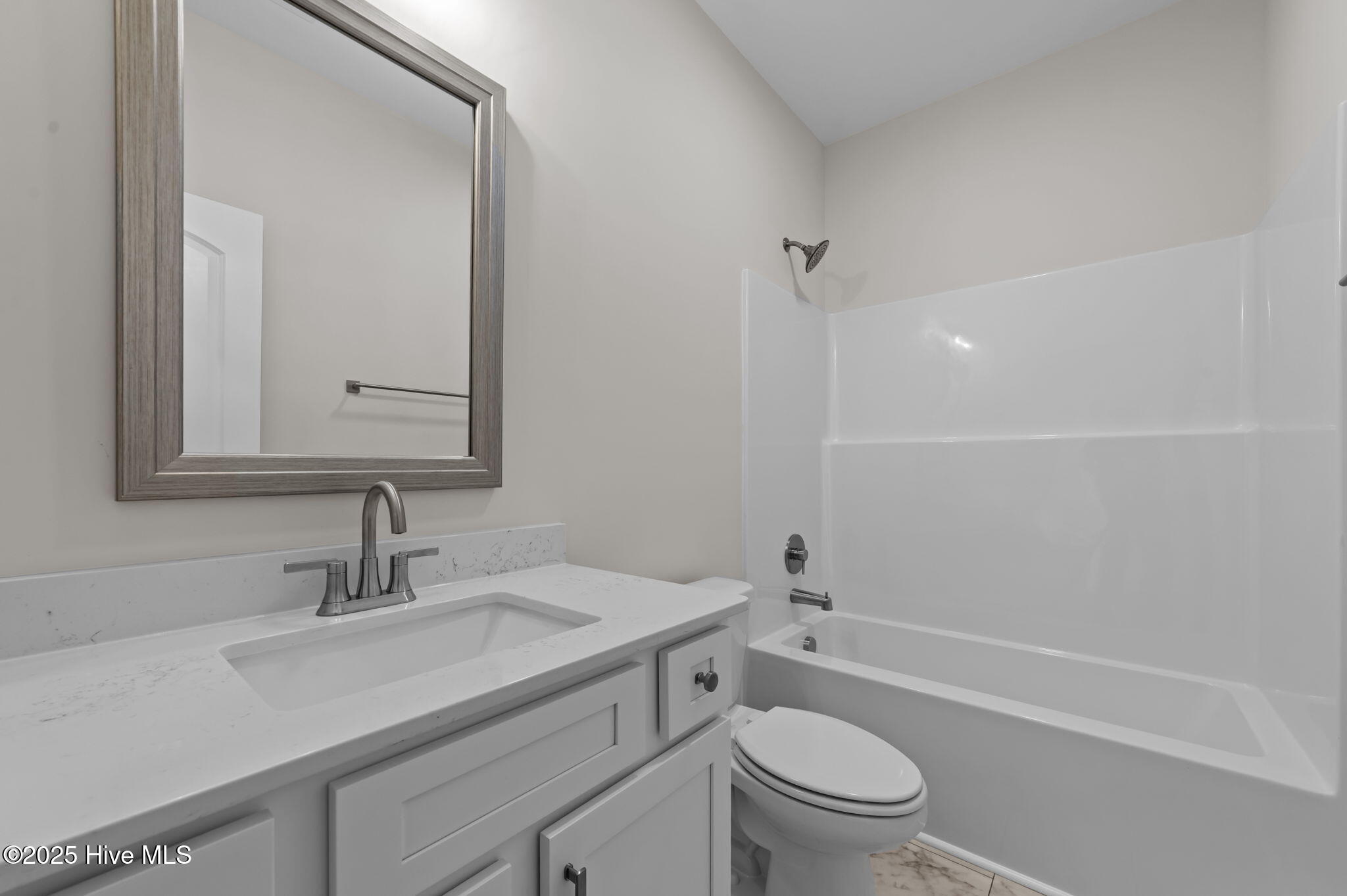 4229 Laurel Rdg Drive, Unit B Greenville, NC 27834 - Photo 16 of 22 29-web-or-mls-LHV_1417