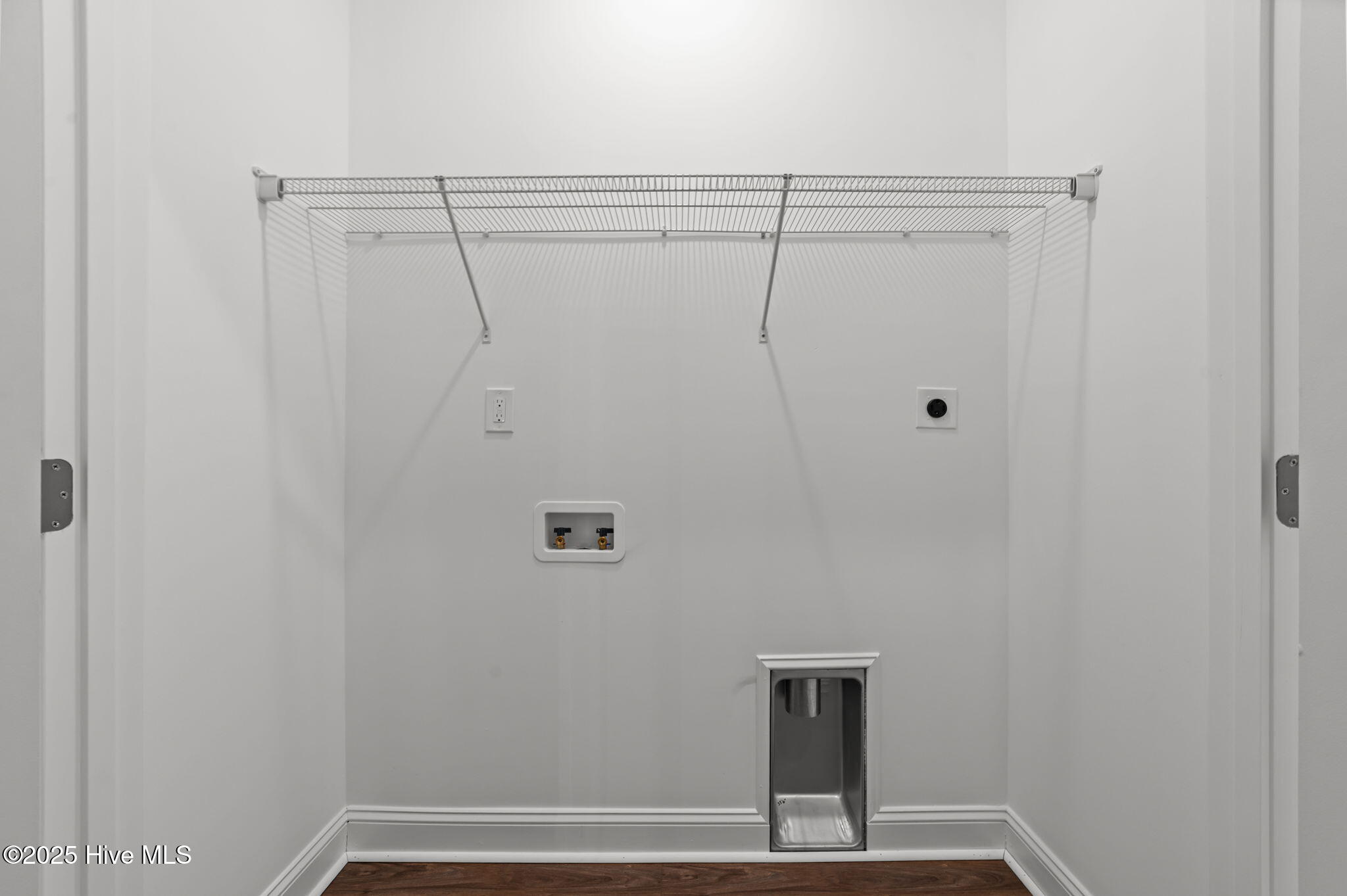 4229 Laurel Rdg Drive, Unit B Greenville, NC 27834 - Photo 18 of 22 30-web-or-mls-LHV_1420