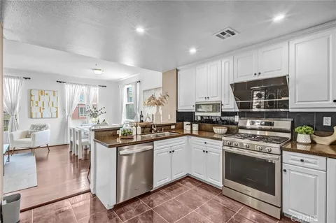 $828,000 | 88 East Bay State Street, Unit 3A, Alhambra, CA 91801