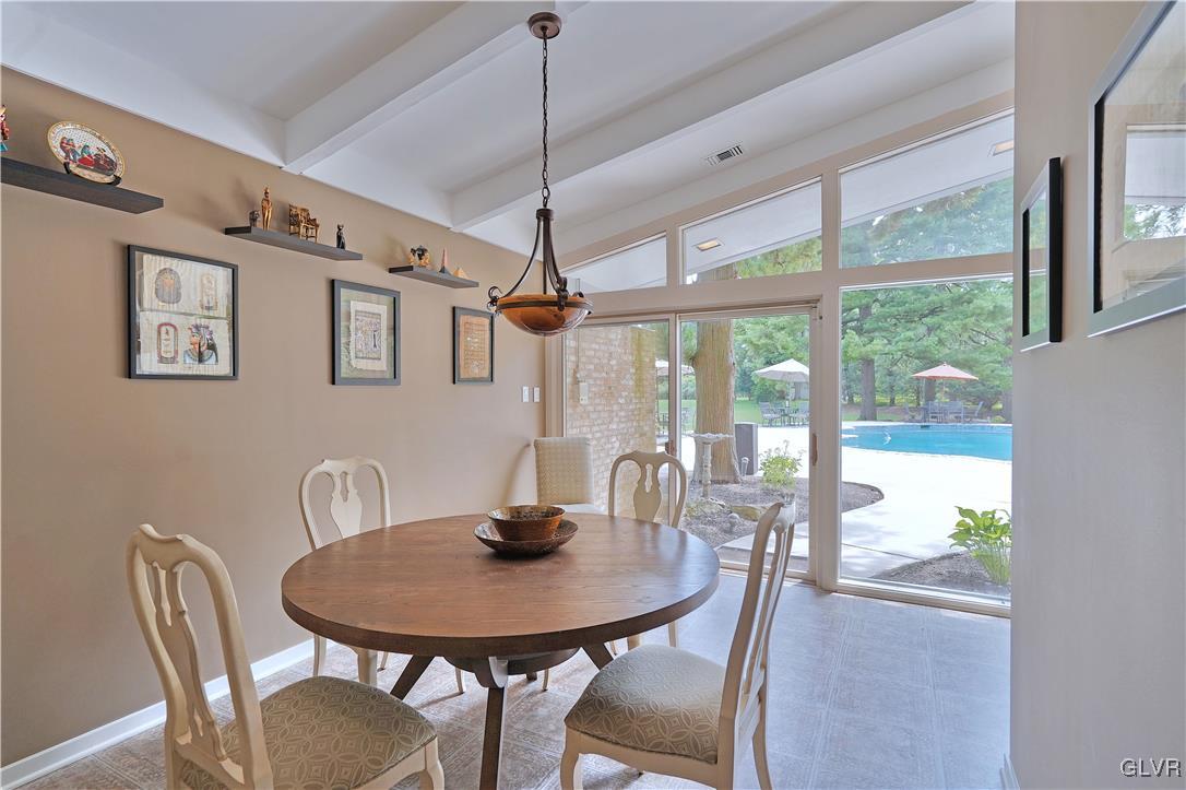 2040 Overhill Road Allentown, PA 18103 - Photo 17 of 49 Gallery Image 17
