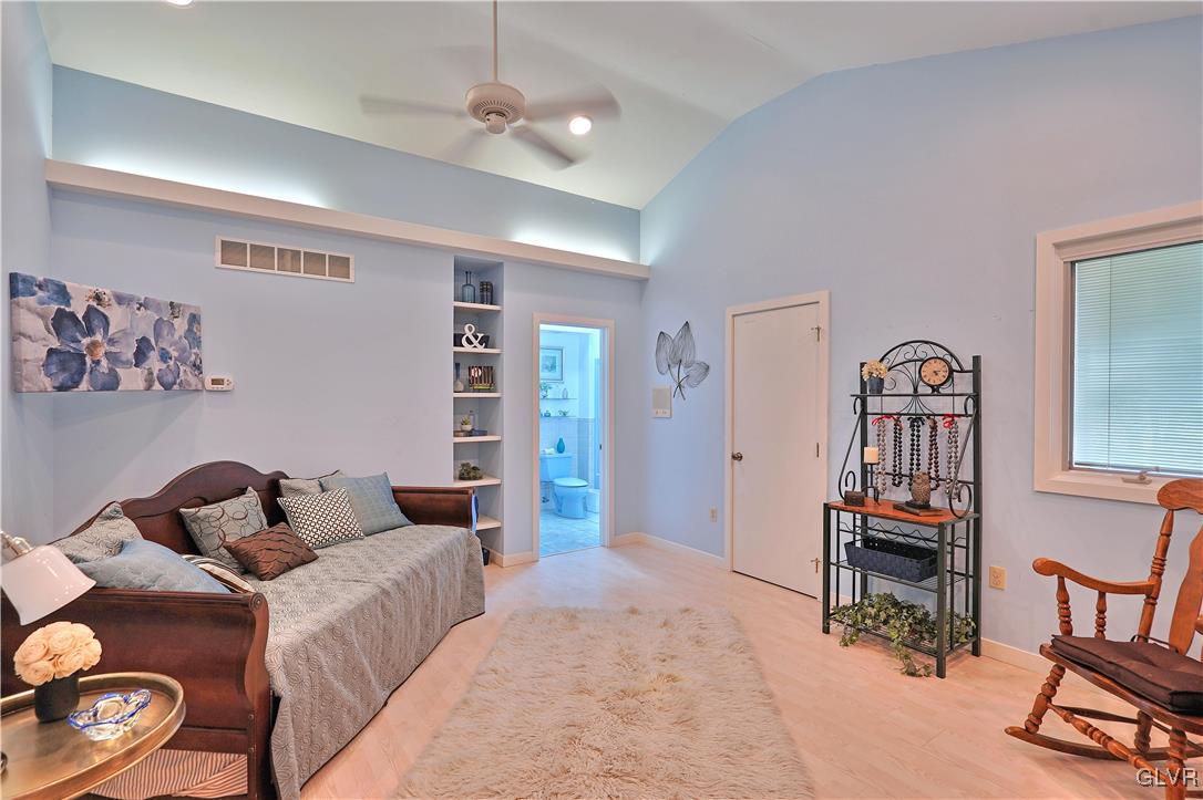 2040 Overhill Road Allentown, PA 18103 - Photo 34 of 49 Gallery Image 34