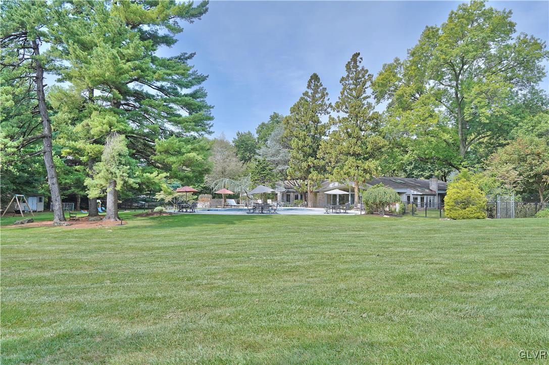 2040 Overhill Road Allentown, PA 18103 - Photo 44 of 49 Gallery Image 44