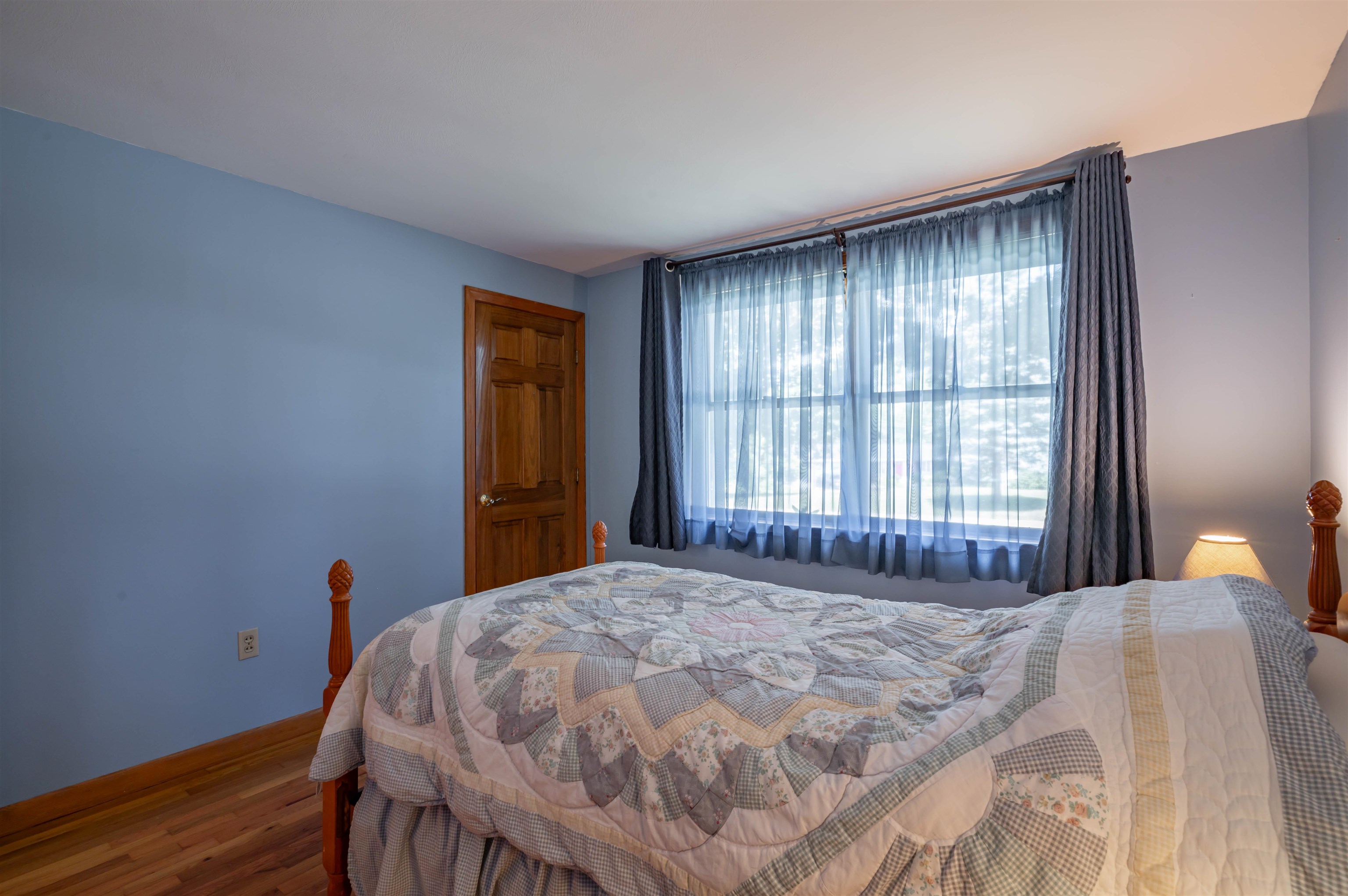 6 Aztec Road Nashua, NH 03063 - Photo 11 of 29
