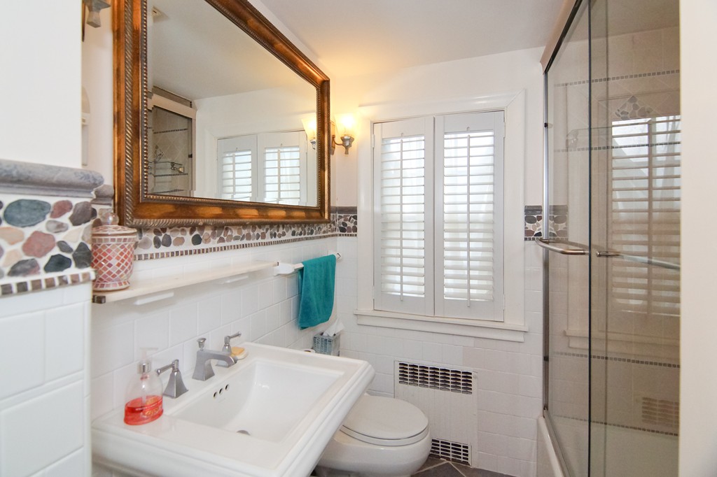 30 Blake Road Lexington, MA 02420 - Photo 11 of 24