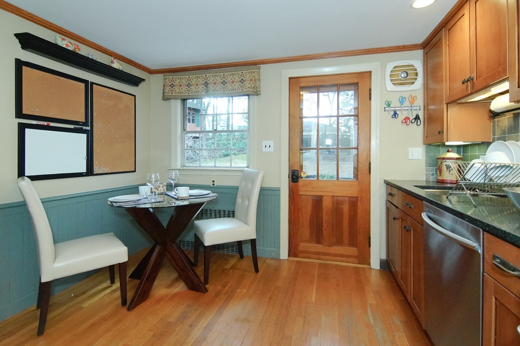 30 Blake Road Lexington, MA 02420 - Photo 10 of 24