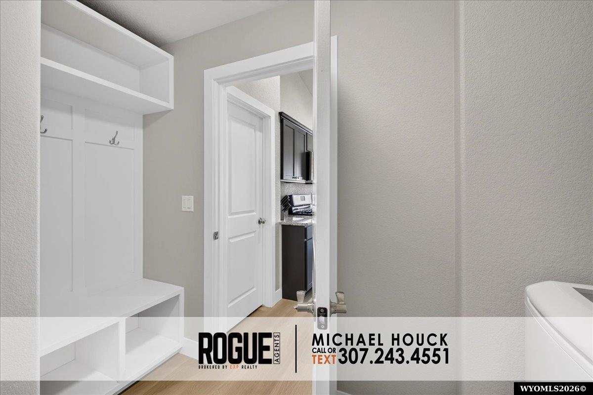 6946 Rogue River Road Casper, WY 82604 - Photo 15 of 38