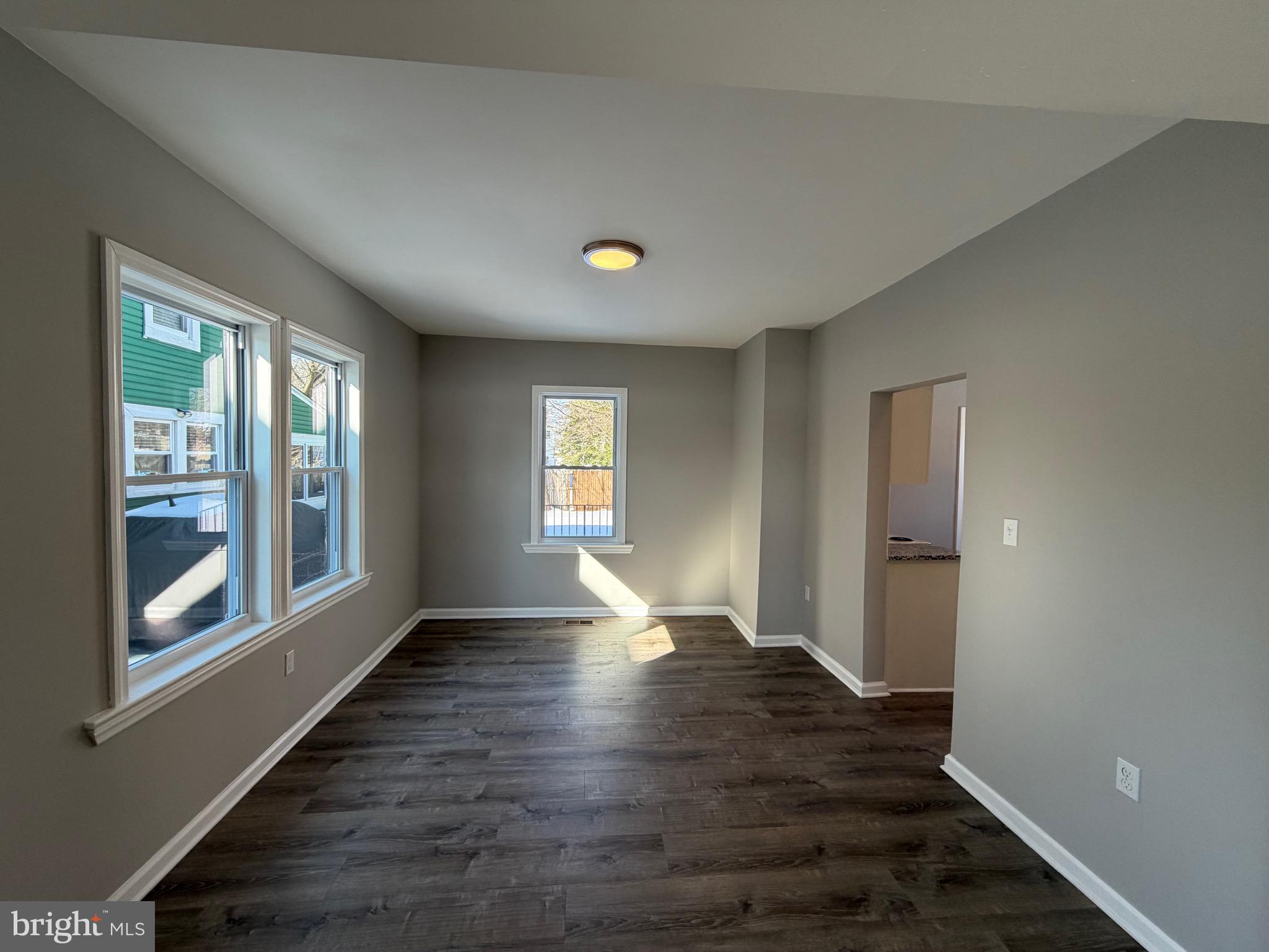 317 West Broad Street Palmyra, NJ 08065 - Photo 3 of 11 Dining Room