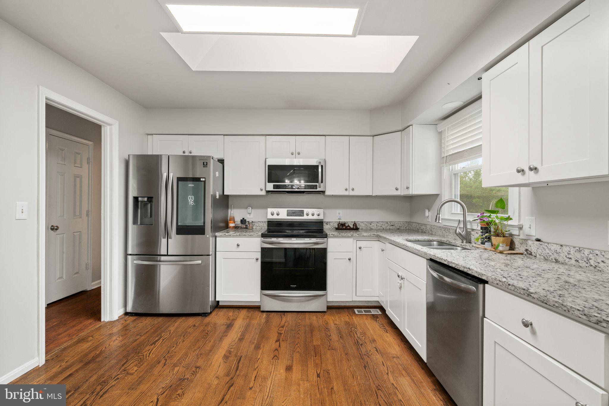 1585 Mountain View Road Stafford, VA 22554 - Photo 12 of 41