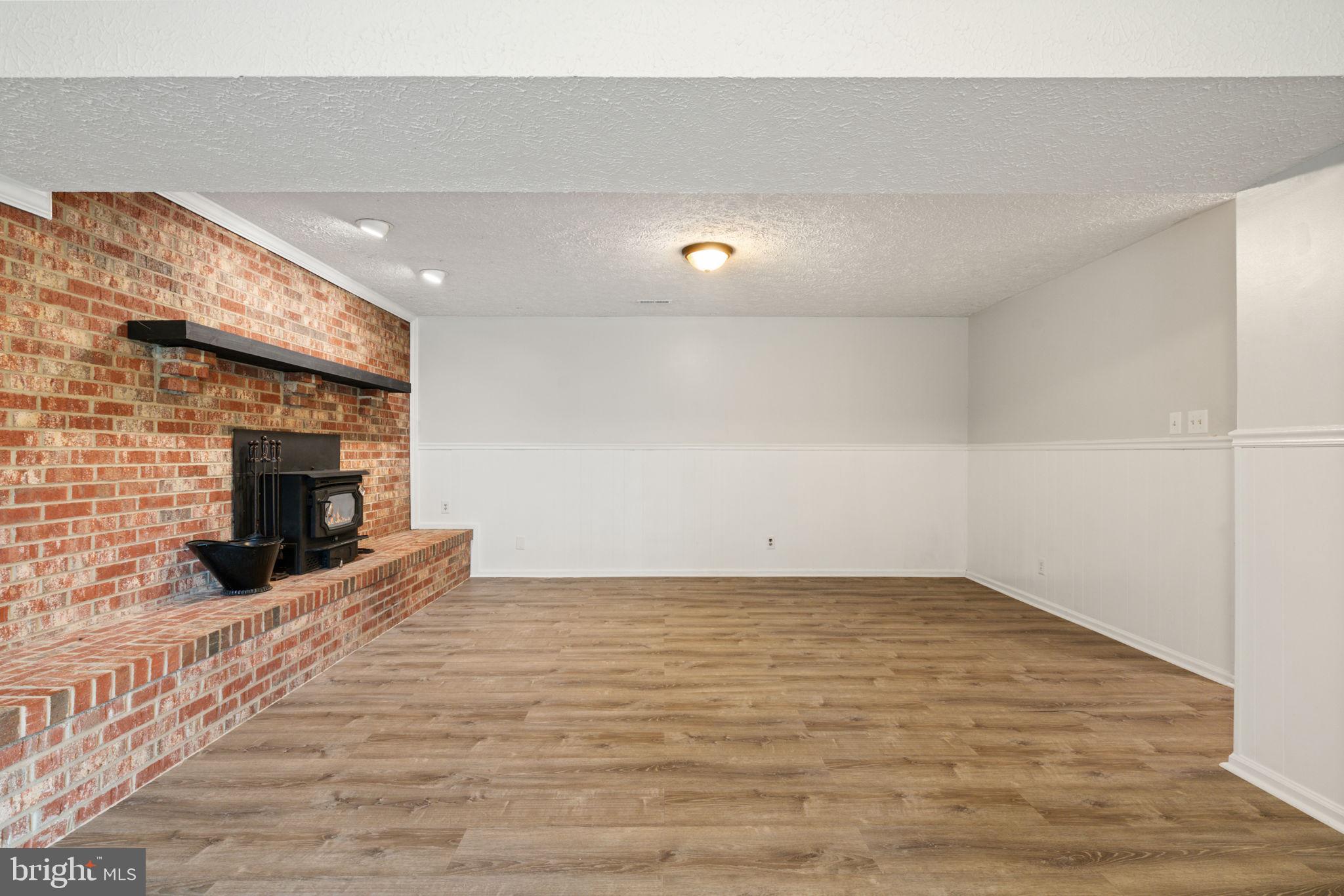 1585 Mountain View Road Stafford, VA 22554 - Photo 29 of 41