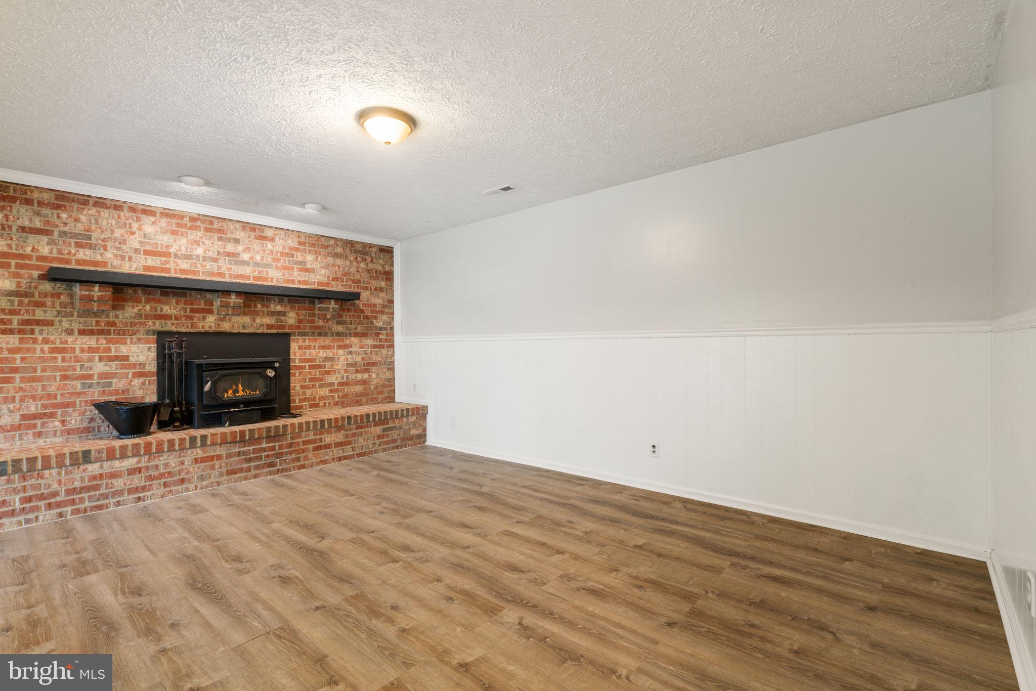 1585 Mountain View Road Stafford, VA 22554 - Photo 30 of 41