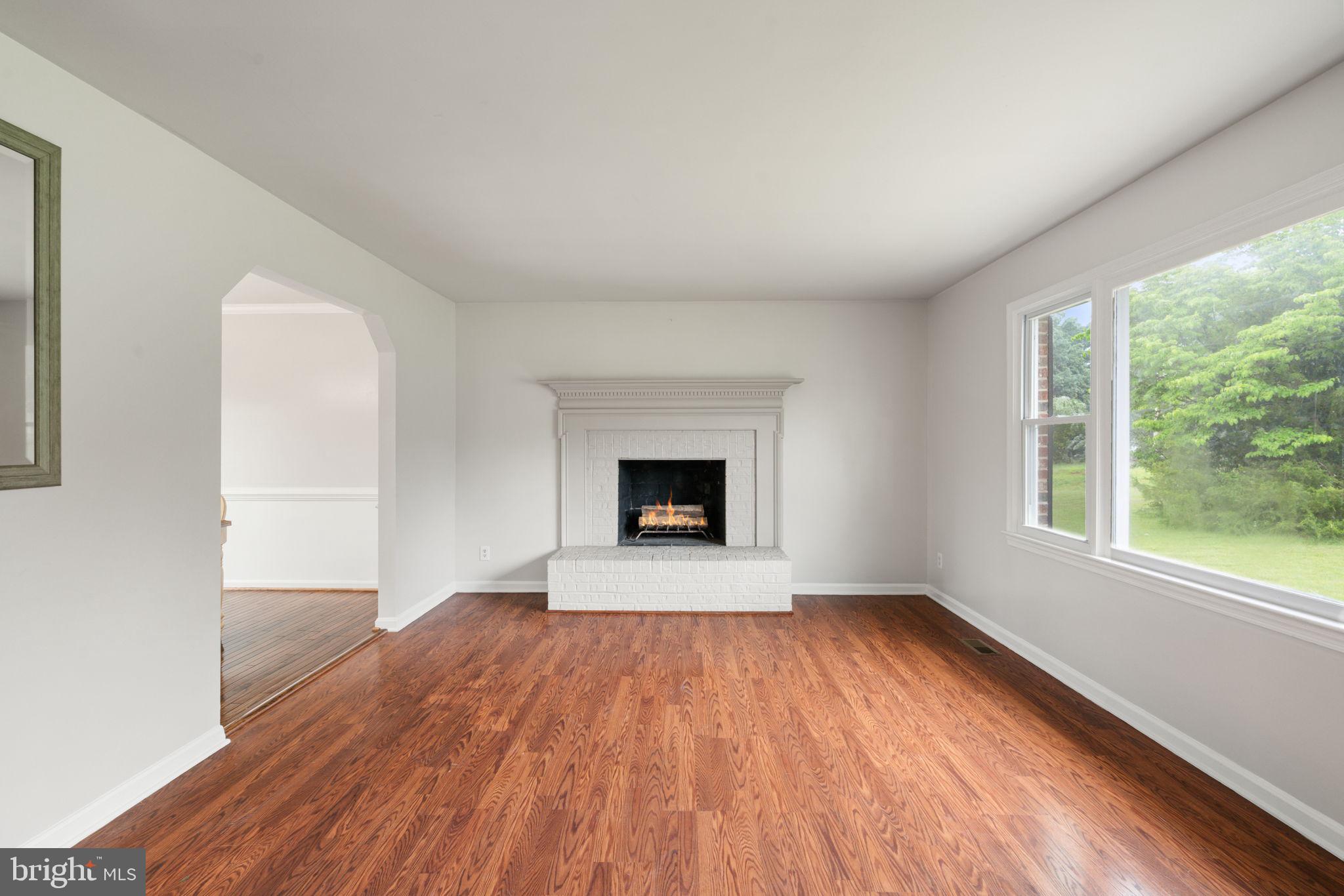 1585 Mountain View Road Stafford, VA 22554 - Photo 5 of 41