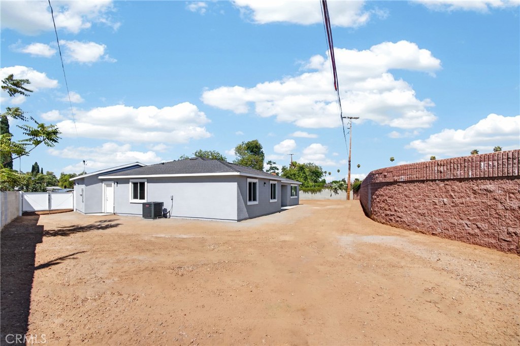 9384 Martha Way Riverside, CA 92503 - Photo 39 of 42