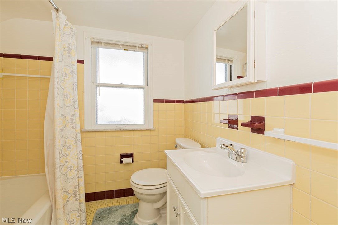 1117 Winston Road Cleveland, OH 44121 - Photo 25 of 31