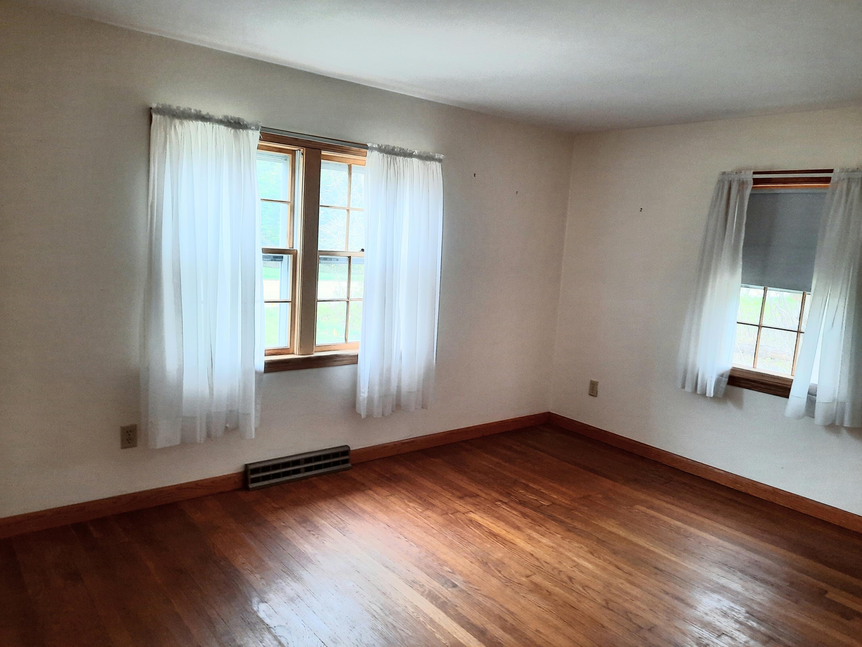 172 New Boston Road Dennis, MA 02638 - Photo 8 of 16 20220510_105658