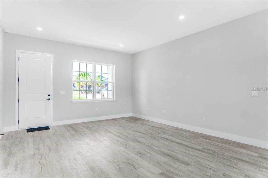 3076 Southwest 168th Loop Ocala, FL 34473 - Photo 11 of 28