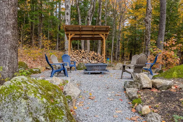 $630,000 | 214 Winding Brook Road, Newbury, NH 03255