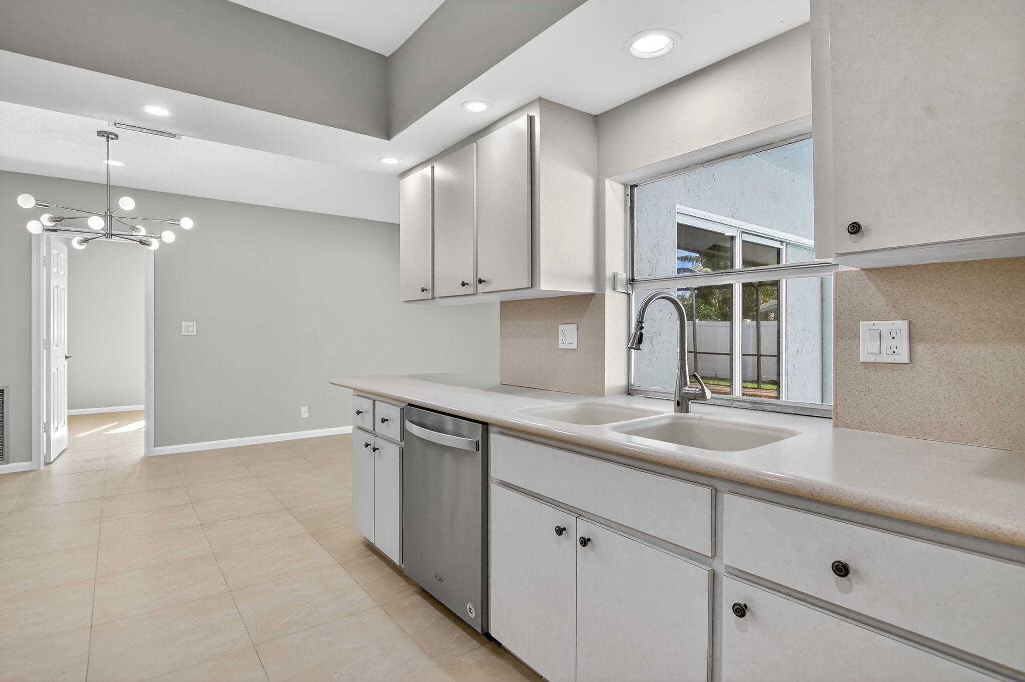 1544 Northwest 9th Street Boca Raton, FL 33486 - Photo 15 of 61 15-web-or-mls-030_DSC_1599