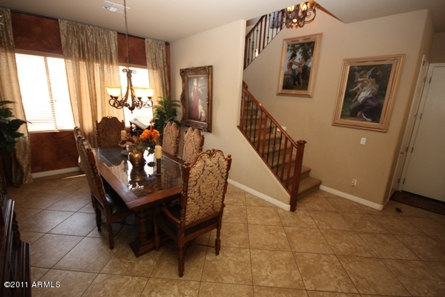 6287 South Rochester Drive Gilbert, AZ 85298 - Photo 13 of 35 Formal Dining