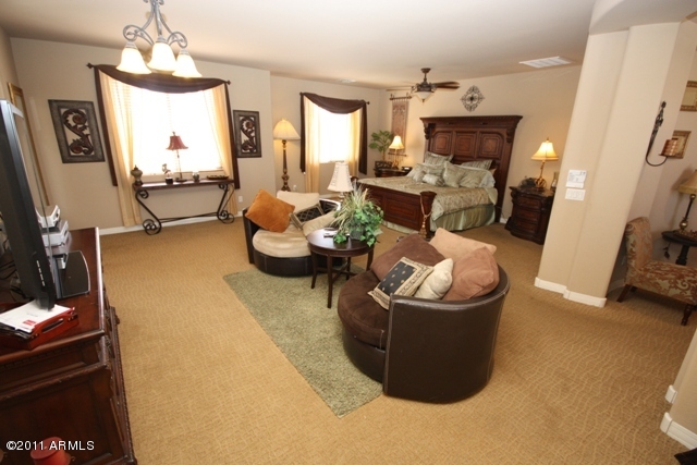 6287 South Rochester Drive Gilbert, AZ 85298 - Photo 24 of 35 Master Suite2