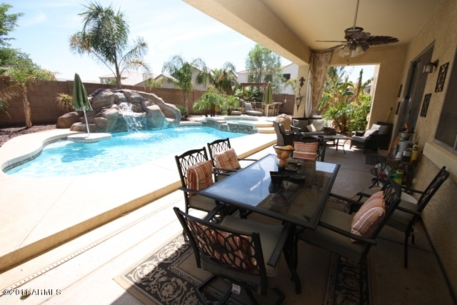 6287 South Rochester Drive Gilbert, AZ 85298 - Photo 28 of 35 Resort Style Backyard