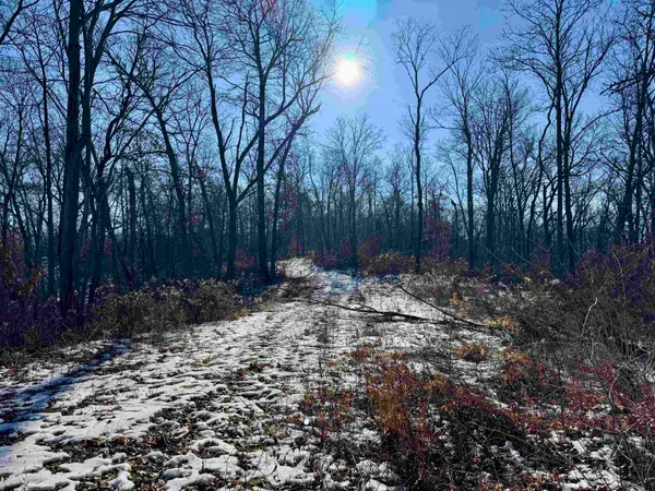 $600,000 | 16410 Waltz Lane, Boscobel, WI 53805