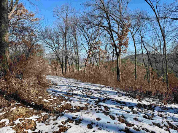 $600,000 | 16410 Waltz Lane, Boscobel, WI 53805