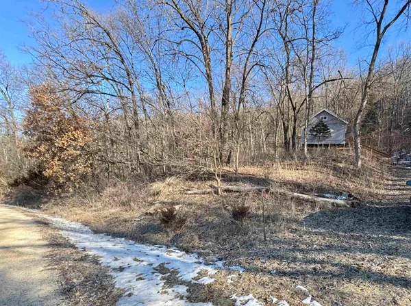 $600,000 | 16410 Waltz Lane, Boscobel, WI 53805