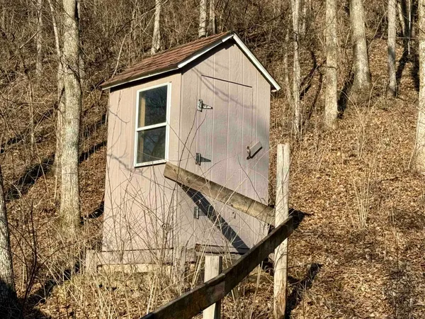 $600,000 | 16410 Waltz Lane, Boscobel, WI 53805