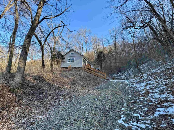 $600,000 | 16410 Waltz Lane, Boscobel, WI 53805