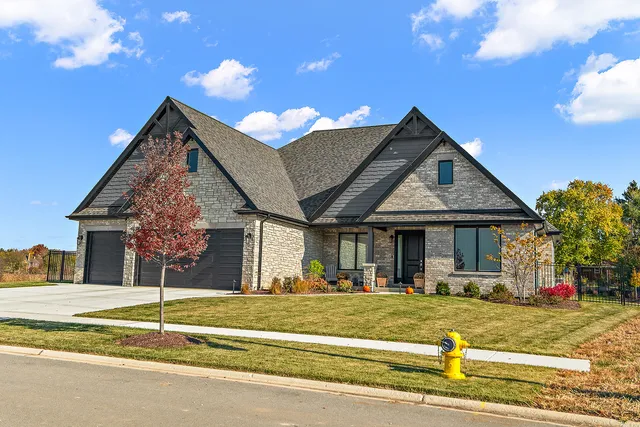 a view of a house with a entertaining space