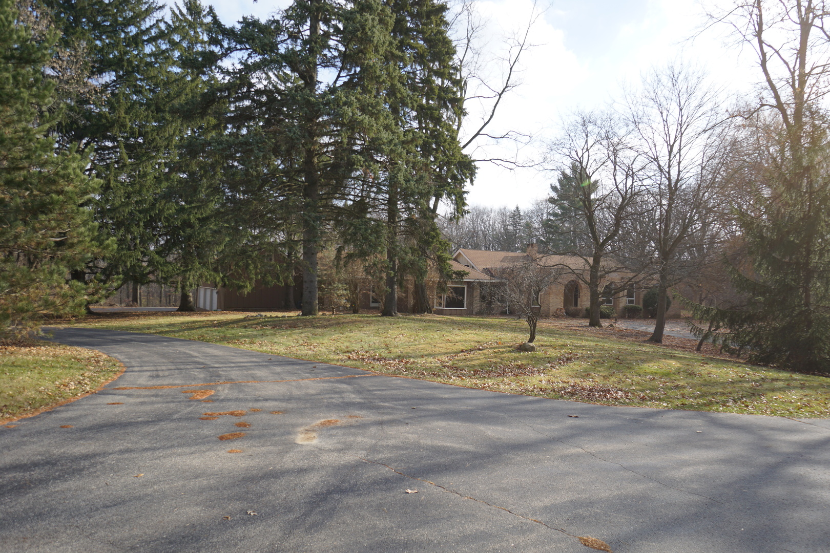 613-3 Three Oaks Road Cary, IL 60013 - Photo 1 of 7