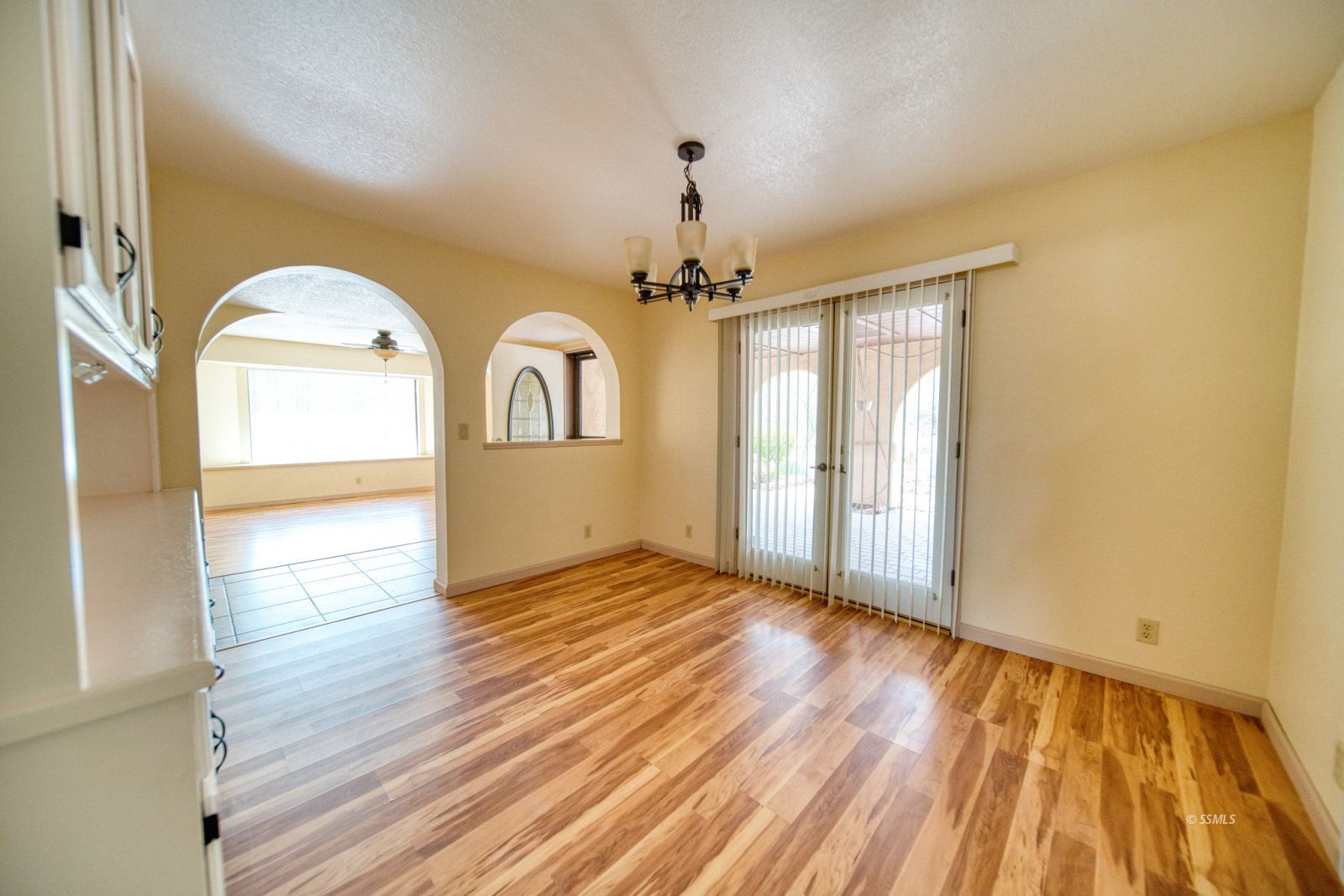 1657 Autumn Avenue Ridgecrest, CA 93555 - Photo 12 of 36 a view of empty room with wooden floor and fan