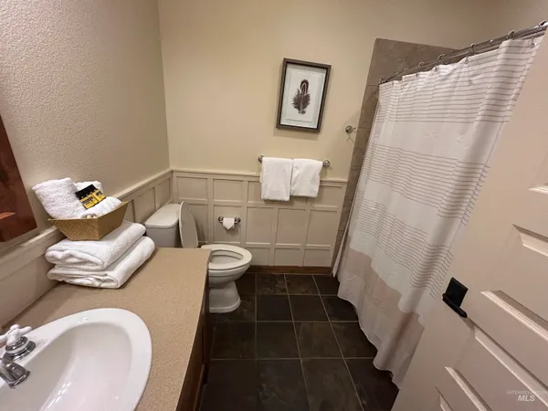 $181,900 | 150 Morning Star Drive, Unit 371, Kellogg, ID 83837