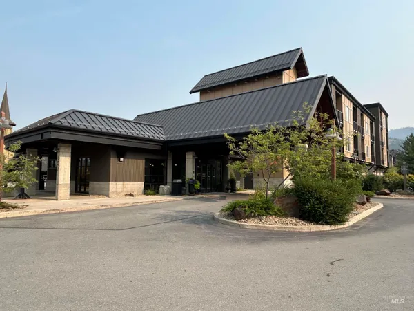 $181,900 | 150 Morning Star Drive, Unit 371, Kellogg, ID 83837