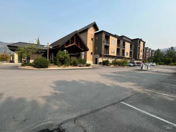 $181,900 | 150 Morning Star Drive, Unit 371, Kellogg, ID 83837