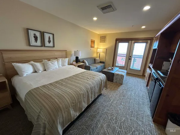 $181,900 | 150 Morning Star Drive, Unit 371, Kellogg, ID 83837