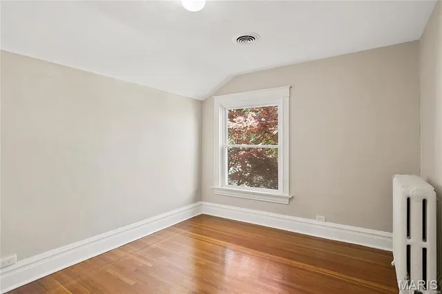 $398,500 | 10 Lawn Place, St. Louis, MO 63110