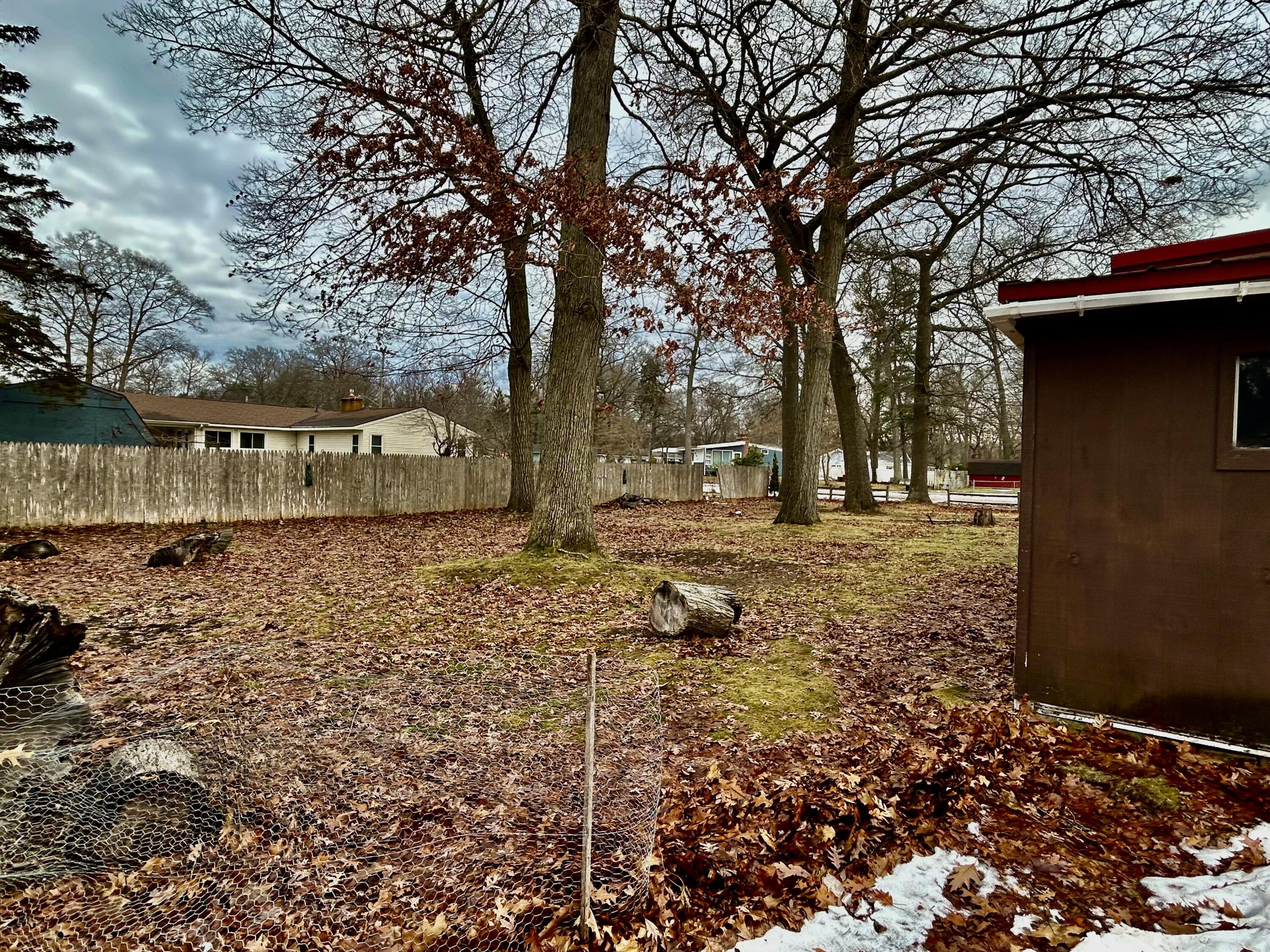 1580 Sunview Street Muskegon, MI 49445 - Photo 2 of 18 IMG_2858