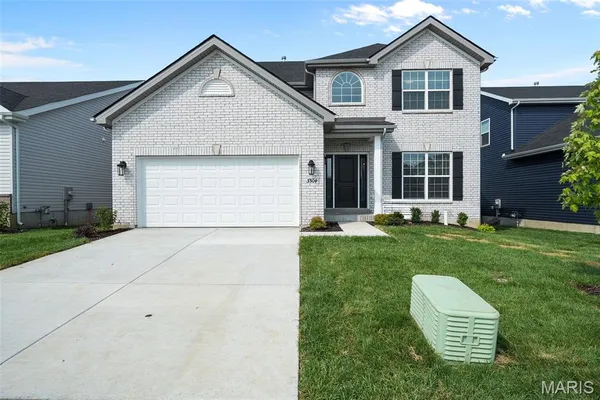 $459,900 | 3304 White Pine Drive, Wentzville, MO 63385