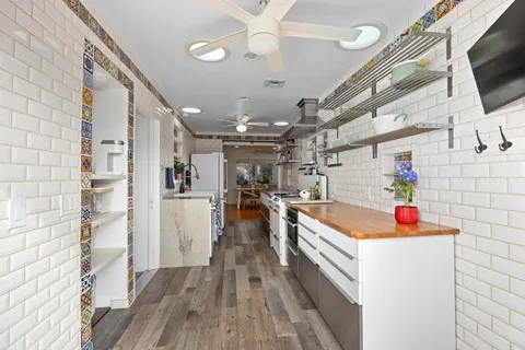 $1,900,000 | 1204 California Street, Oceanside, CA 92054