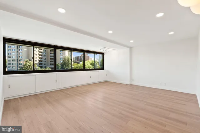 $349,000 | 2510 Virginia Avenue Northwest, Unit 309N, Washington, DC 20037
