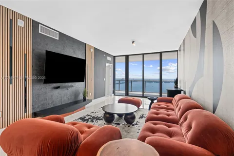 $1,950,000 | 700 Northeast 24th Street, Unit 5206, Miami, FL 33137
