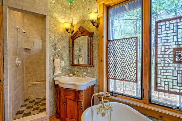 $399,900 | 601 Sierra Circle, Murphy, NC 28906