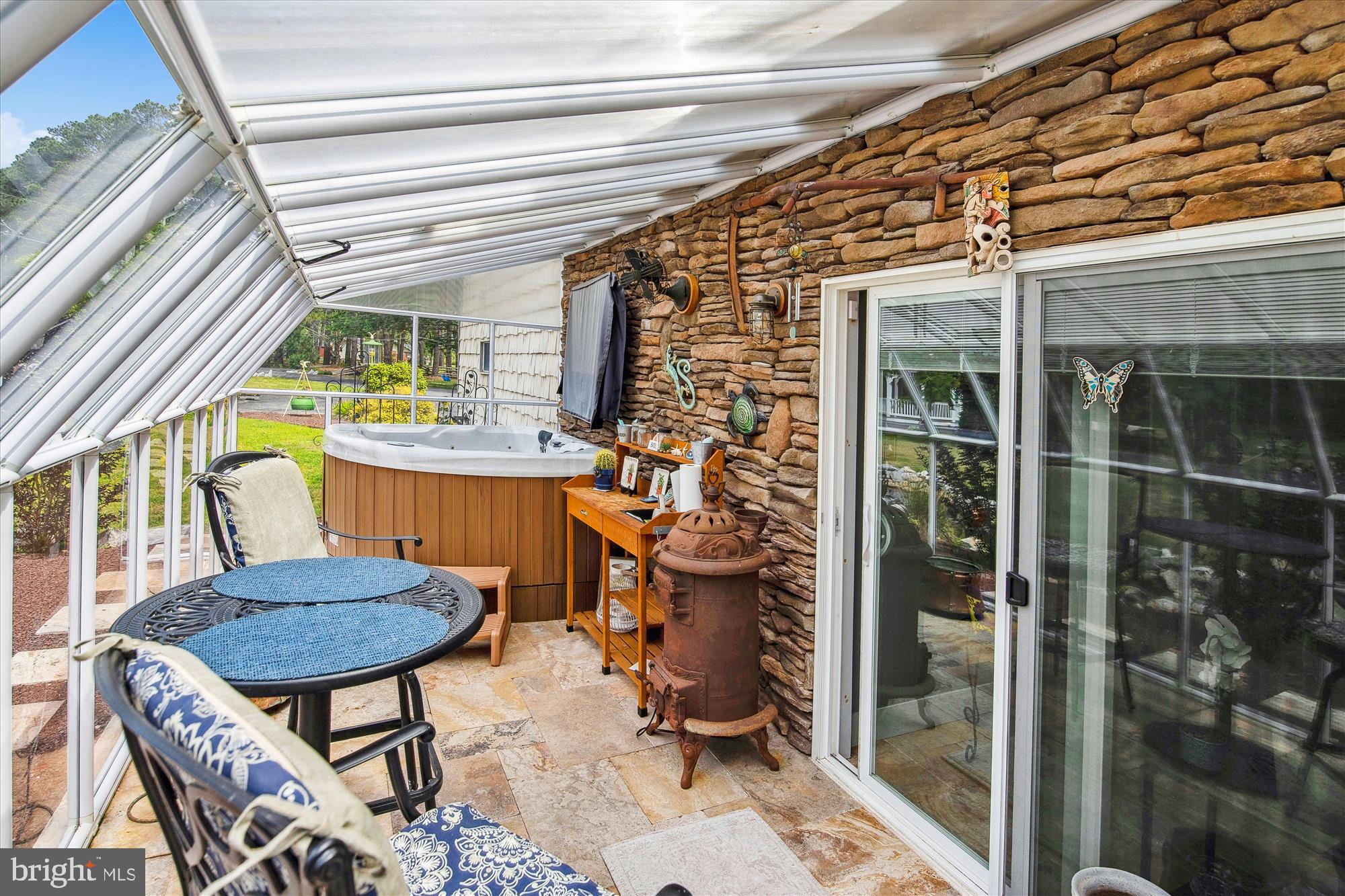 26463 Asbury Avenue Crisfield, MD 21817 - Photo 46 of 94 Solarium